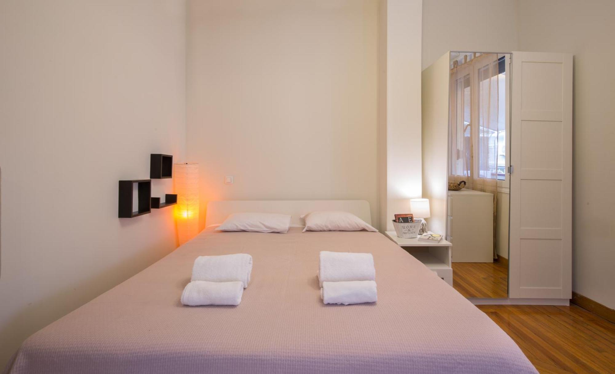 Downtown Quiet Apartment On A Pedestrian Street Athen Exterior foto