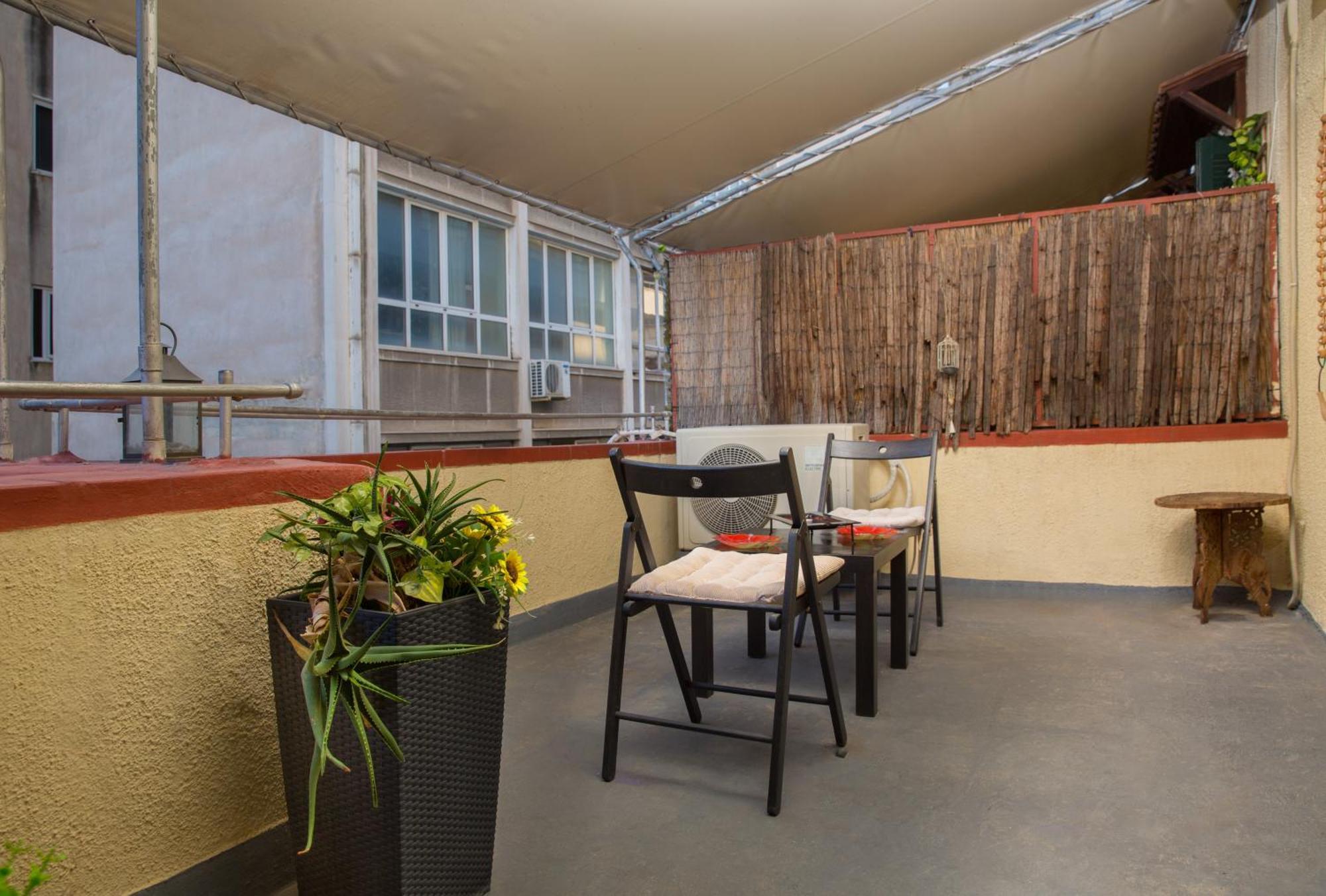 Downtown Quiet Apartment On A Pedestrian Street Athen Exterior foto